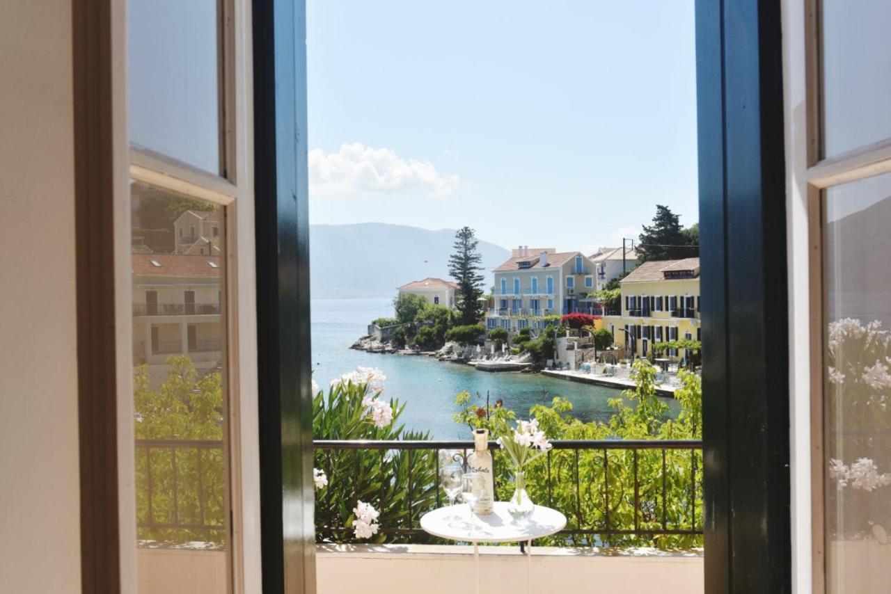 Villa Ireni Waterfont 피스카던 외부 사진