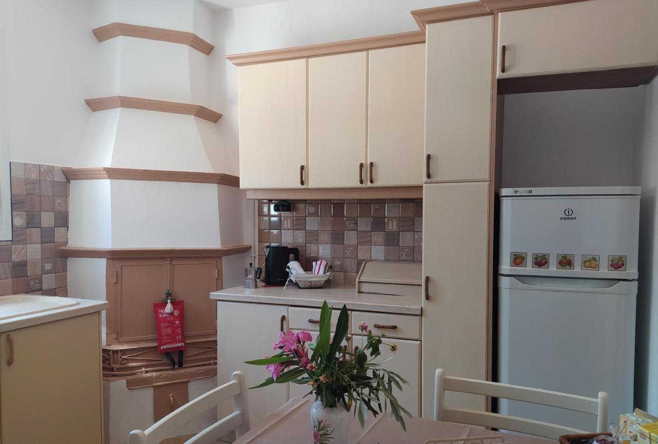 Villa Ireni Waterfont 피스카던 외부 사진