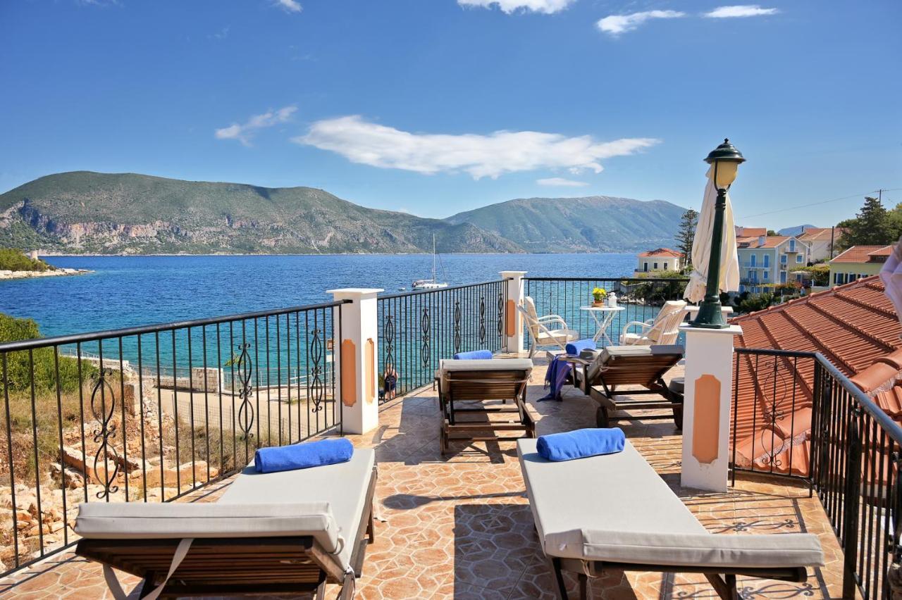 Villa Ireni Waterfont 피스카던 외부 사진