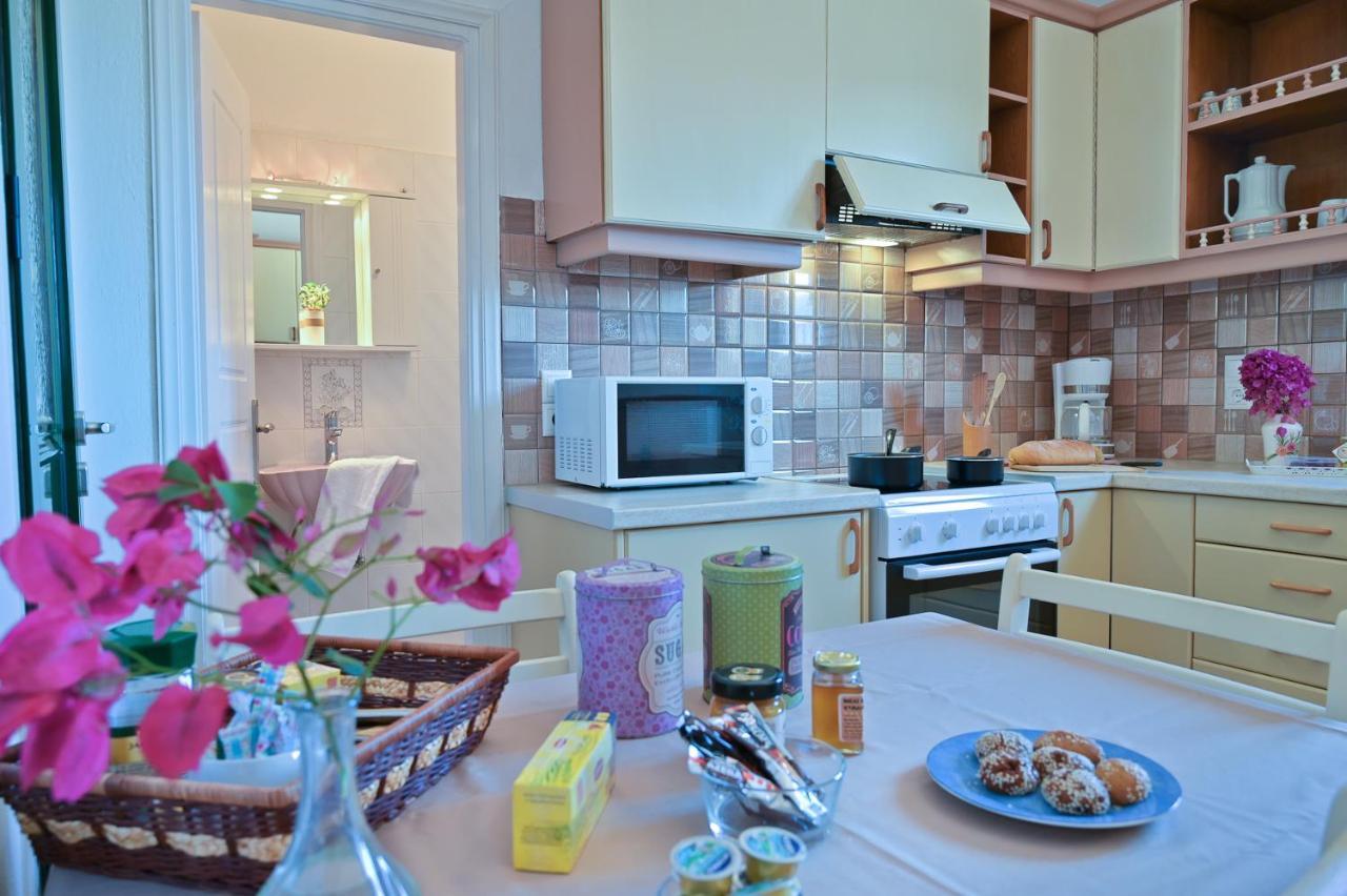 Villa Ireni Waterfont 피스카던 외부 사진